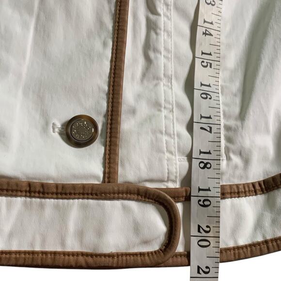 WHBM Jacket NWT Women's Size 4 White Coated Denim Contrast Piping Moto Style - Picture 6 of 6